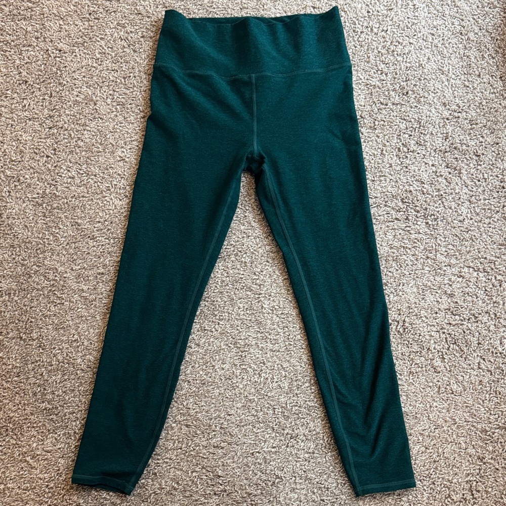 Vuori Clean Elevation Legging in Moss Heather Green